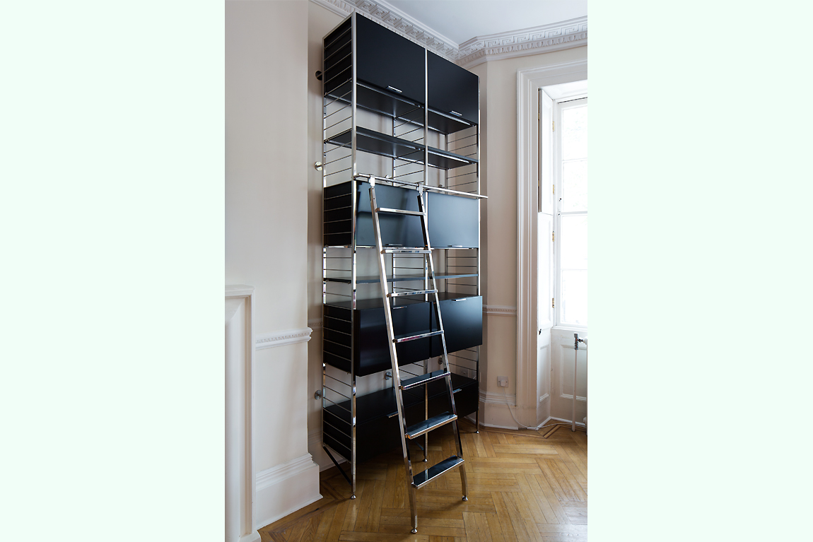 Ladderax
