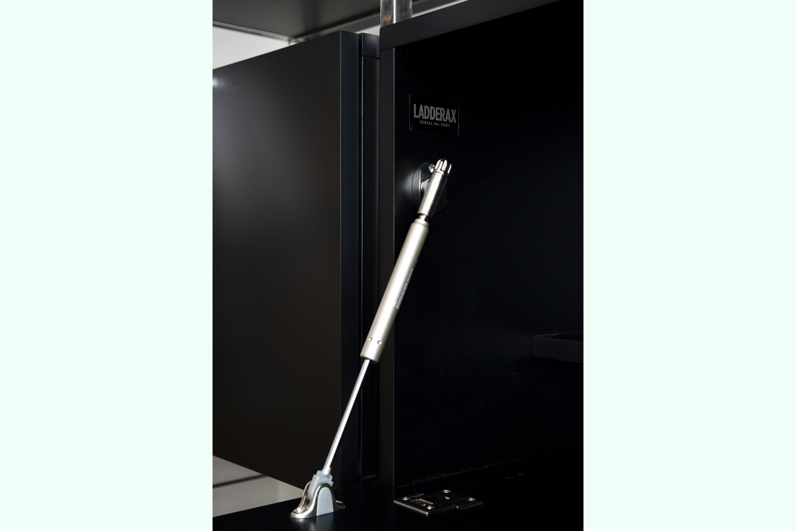 Ladderax